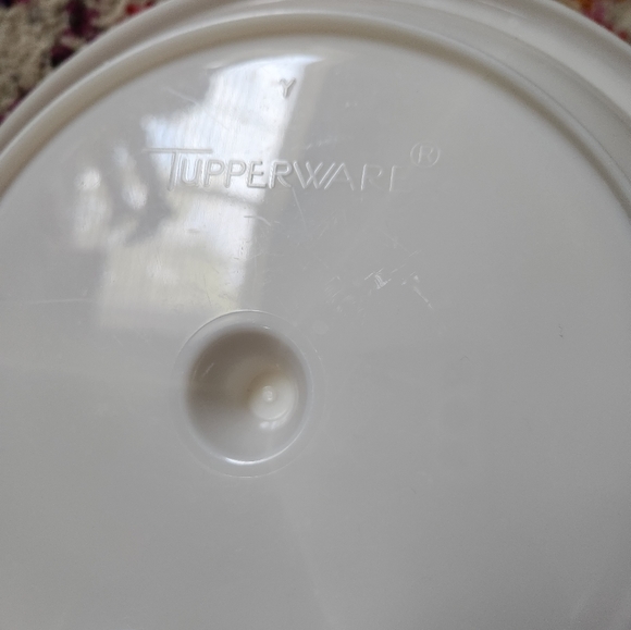 Vintage Tupperware bundle - Picture 5 of 10